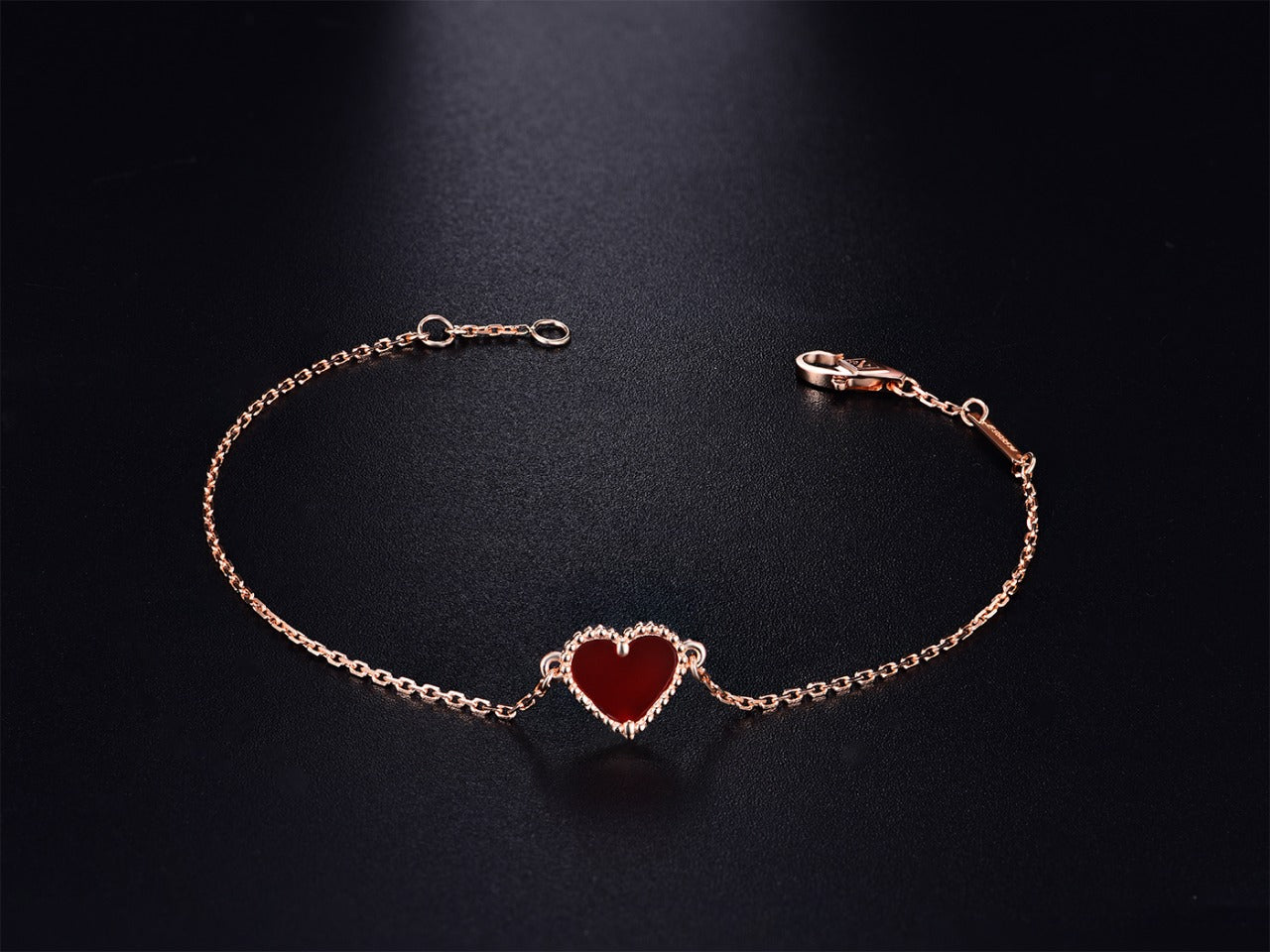 Van Cleef & Arpels HEART CARNELIAN PINK GOLD BRACELET