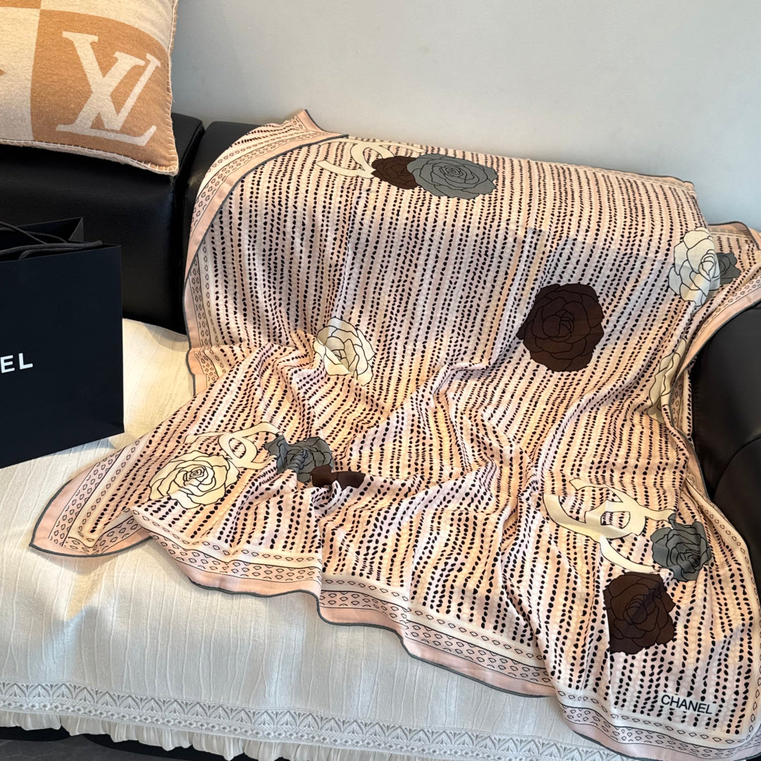 CHANEL 25S SCARF 140 IN CASHMERE 989891