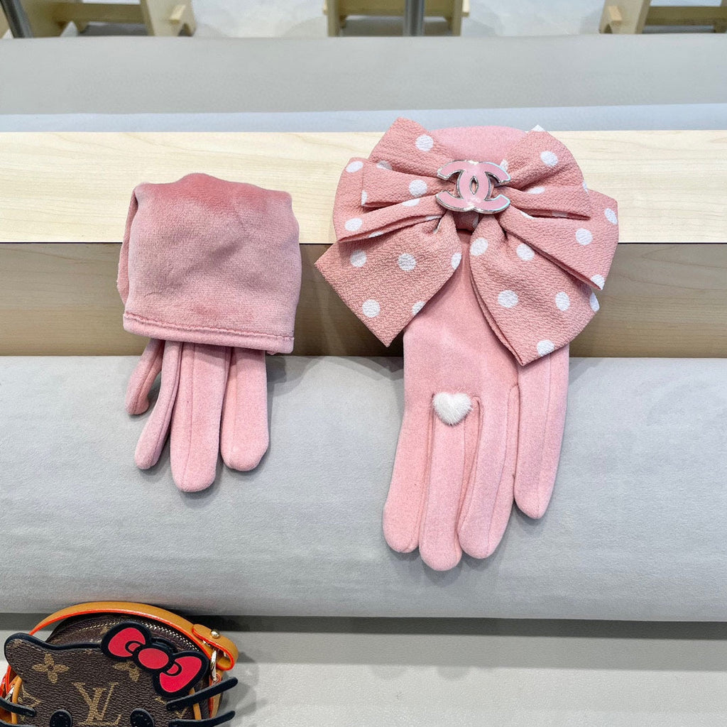 CHANEL GLOVES IN ROSE PINK MIX WHITE WOOL 454574