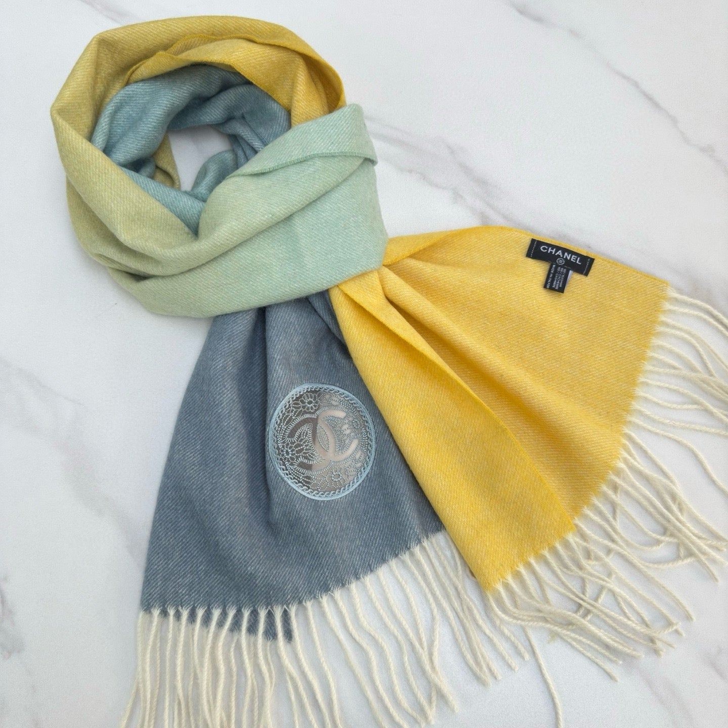 CHANEL 25S SCARF 180 IN CASHMERE 876135